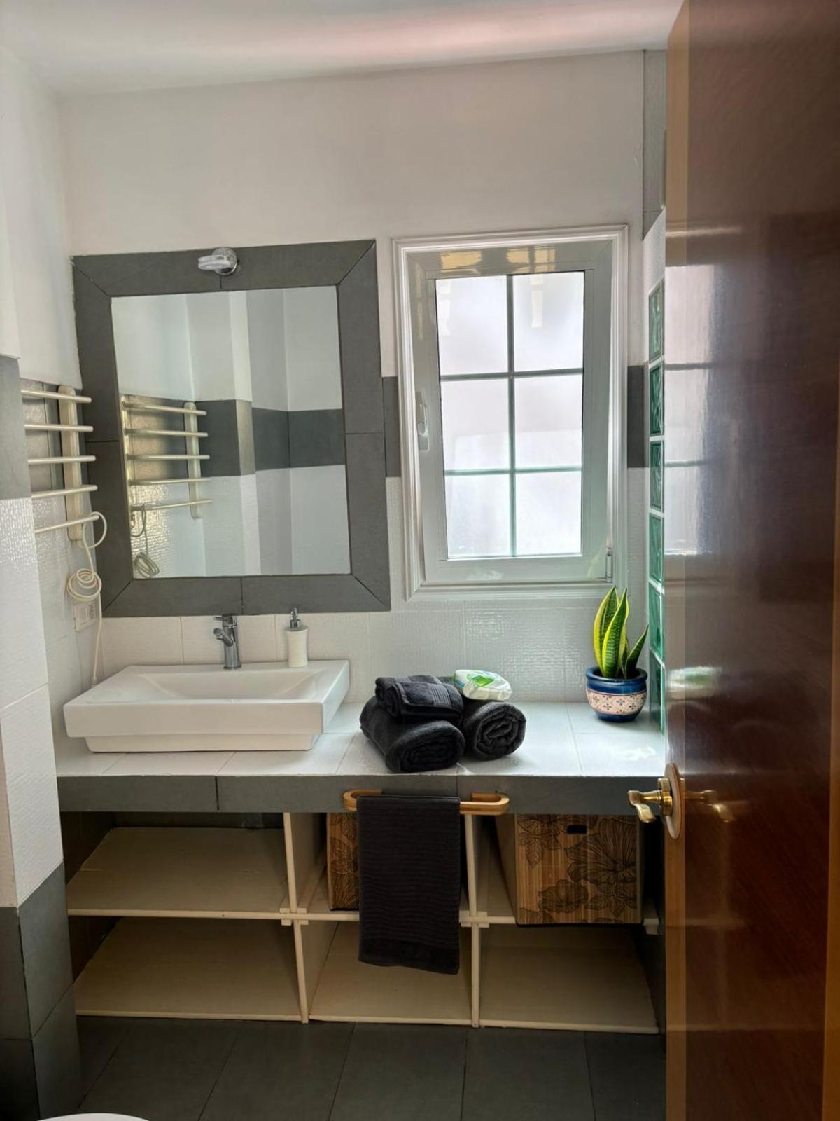 Agradable Casa Con Terraza Apartment ลาลากูนา ภายนอก รูปภาพ